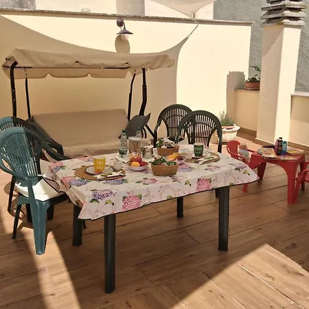 L' Angolo Dei Poeti Сasa de vacaciones *